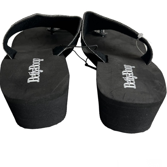 BETTY BOOP Sparkly Flip Sandals - Picture 4 of 10